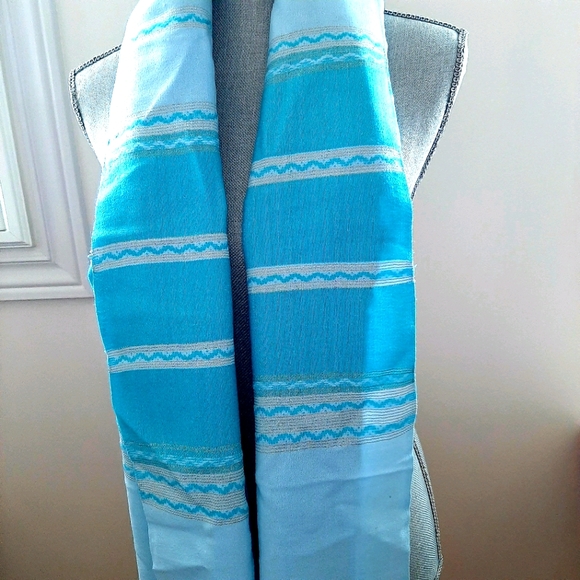 Blue Striped Scarf - Picture 2 of 4